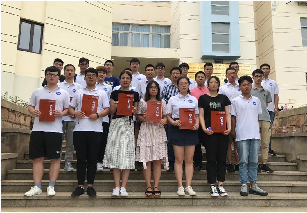 全体营员集体合影